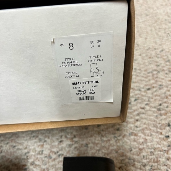 Urban Outfitters Black Platform Shoes - Picture 4 of 7